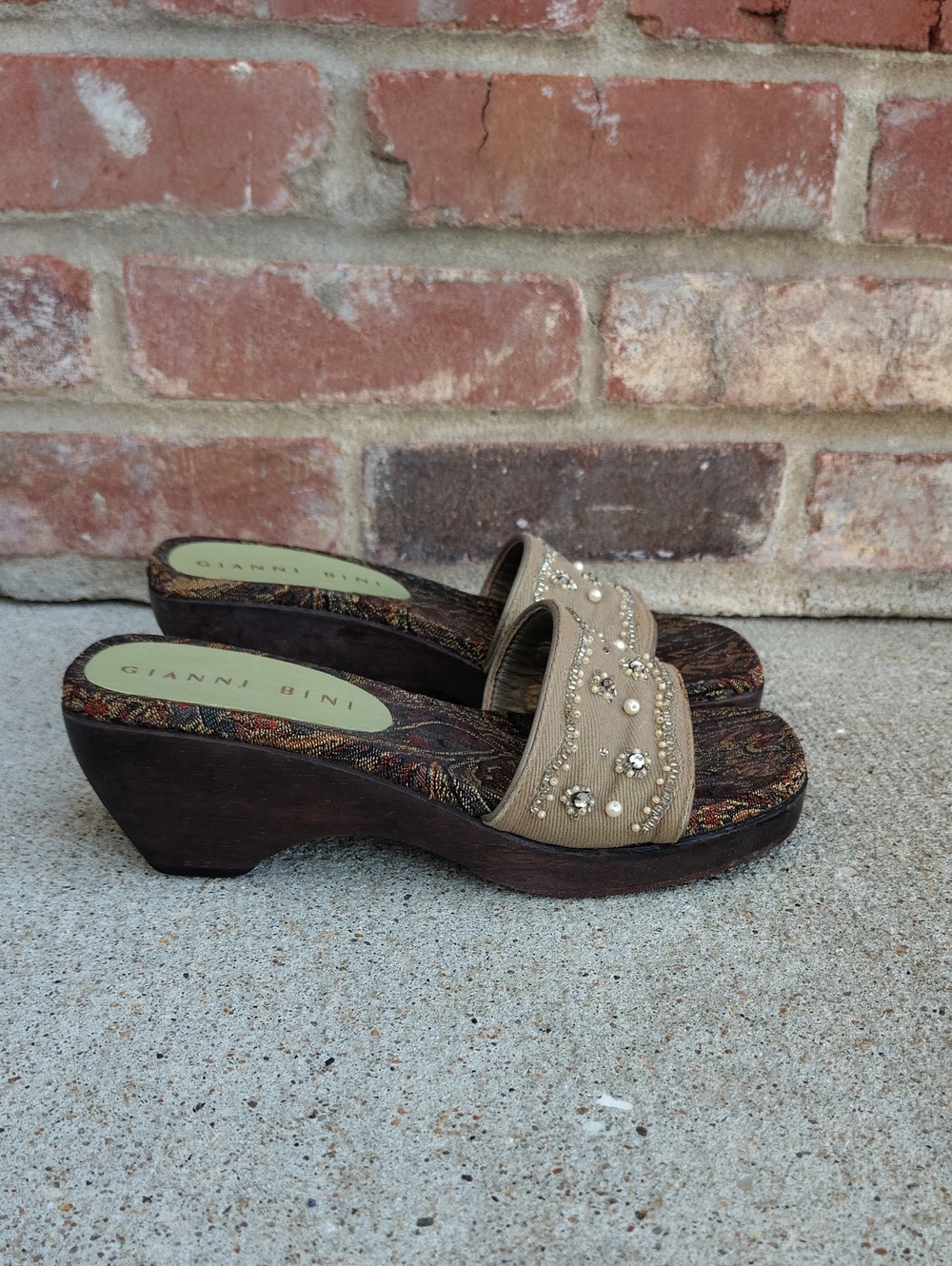Vintage Gianni Bini Floral Faux Wooden Heel Sandals Size 6 Y2K Fairy Grunge 90s